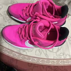 Nike Sneakers For Girls