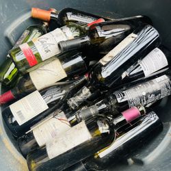 100 Botellas De Vino Oscuras