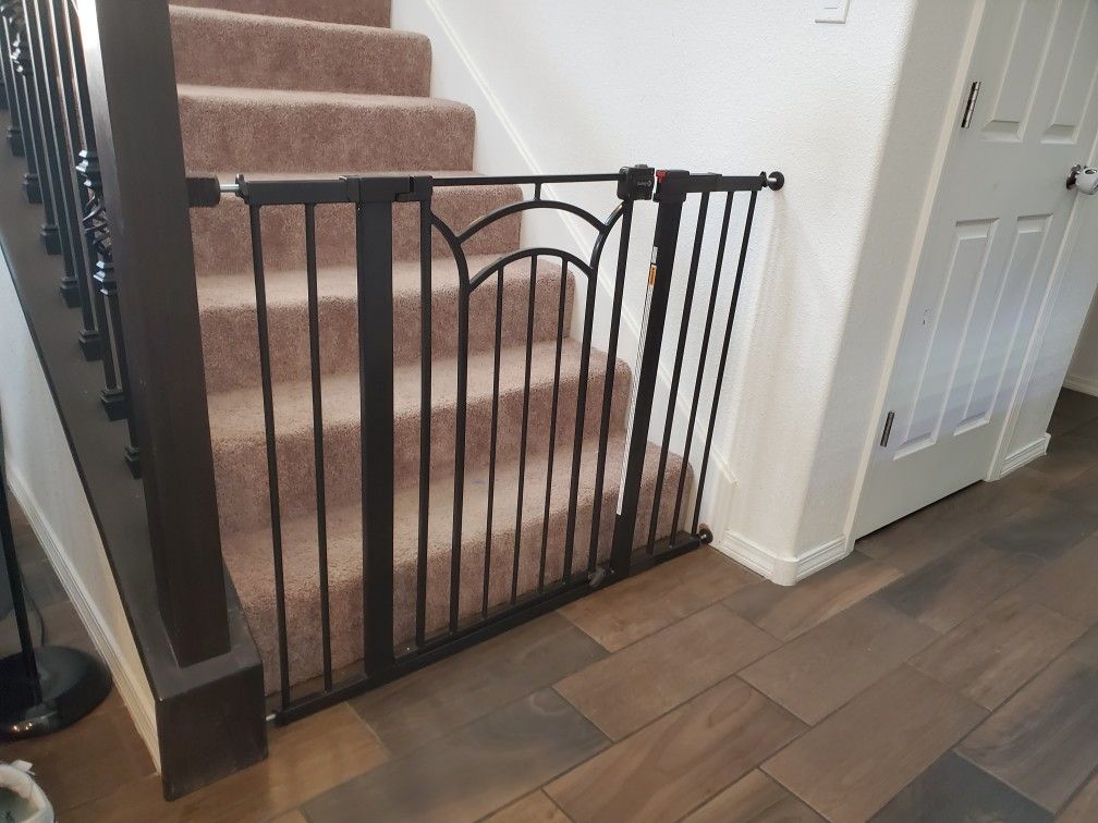 Safety 1st Tension Baby Gate