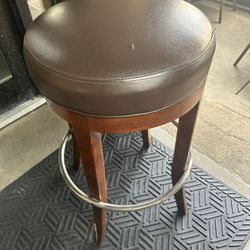 12 Bar stools