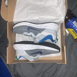 gray kids nike revolution 6nn 11c