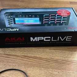 AKAI PROFESSIONAL MPC LIVE 