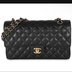 Chanel classic flap bag black with gold hardware
