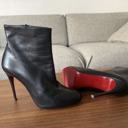 Christian Louboutin Boots Woman’s 38.5 Authentic 