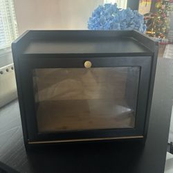 Bread Box 