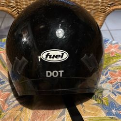 FUEL, BLACK HELMET SIZE MEDIUM