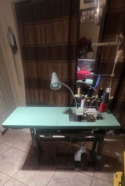 Overlook Sewing Machine