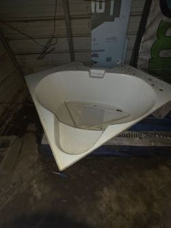 Mobile home garden bathtub