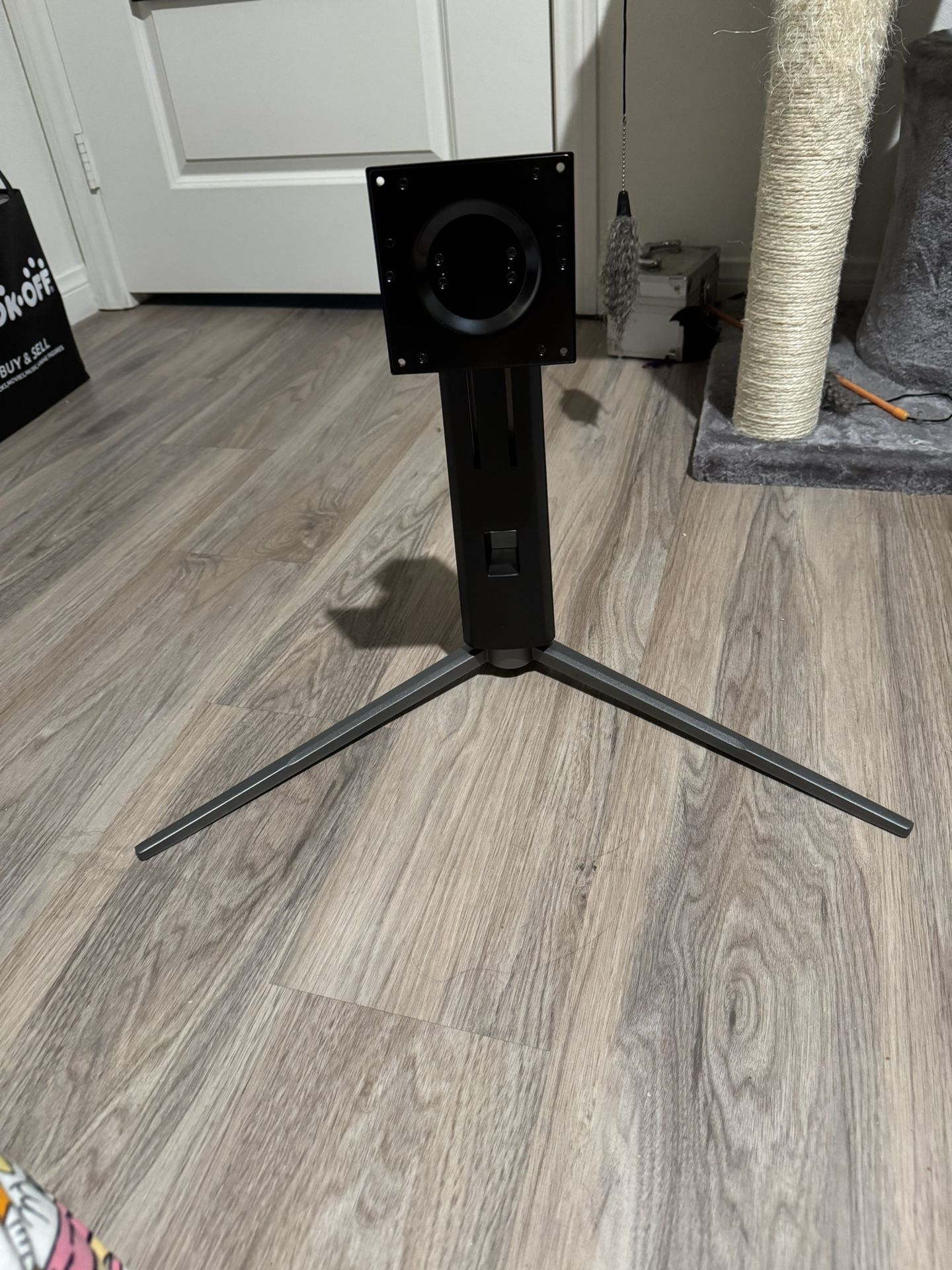 Adjustable Tiltable Monitor Stand