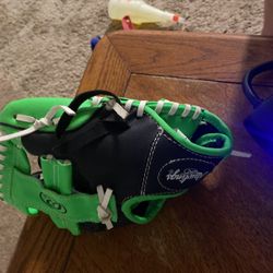 Youth Baseball Glove