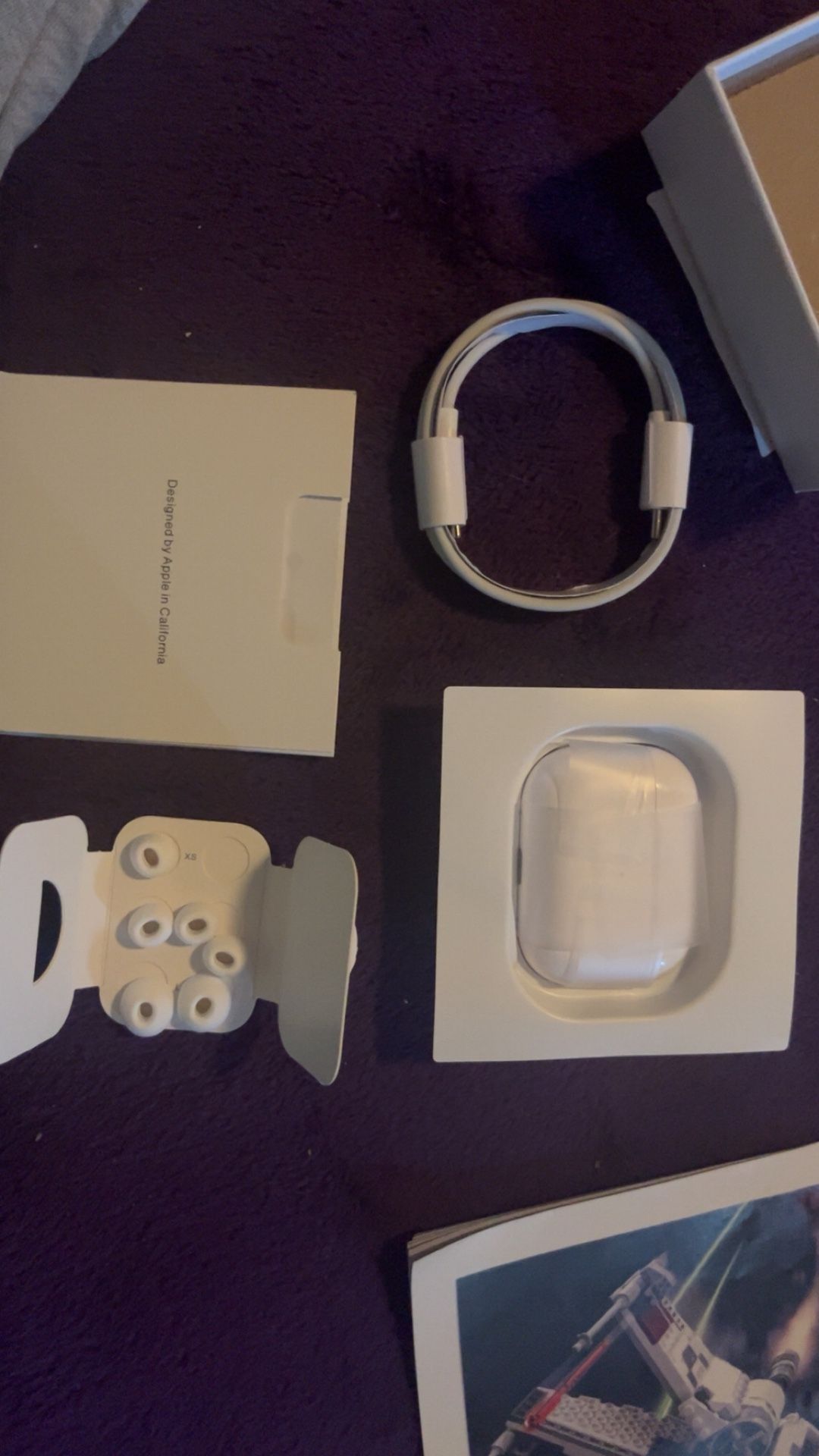 Apple airpod pros 2nd generation (brand new)
