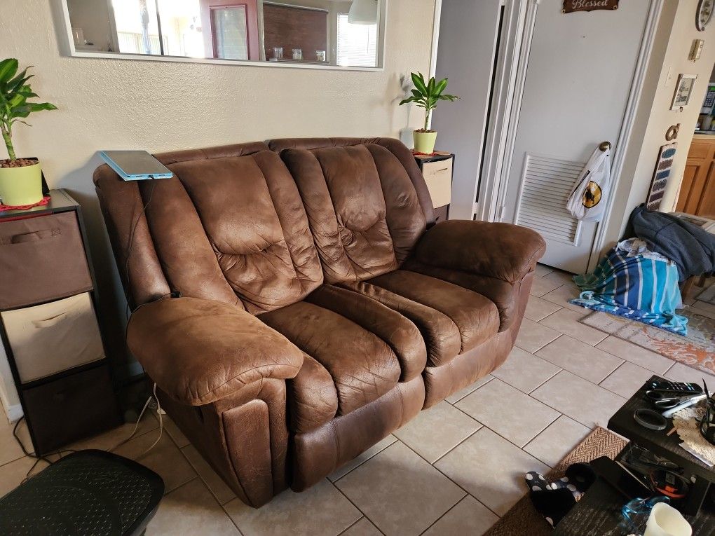 Recliner Loveseat for Sale in San Antonio, TX OfferUp