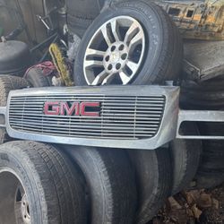 GMC Sierra Grill
