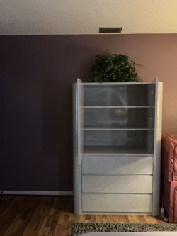4 piece bedroom set with mirror