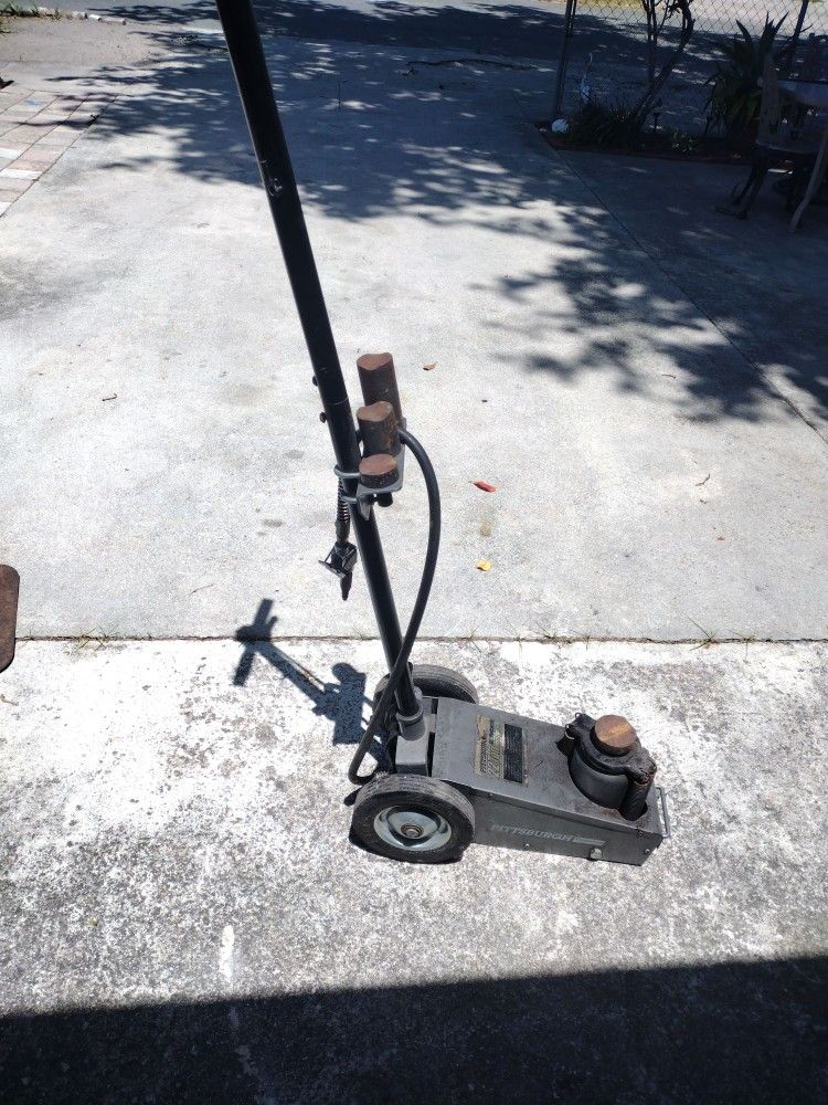 Hydraulic Jack