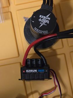 Hobbywing ezrun max8