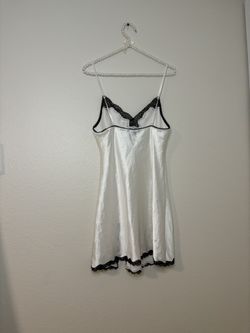 Victoria's Secret Women White Black Satin Lace Slip Dress for Sale in  Everett, WA - OfferUp