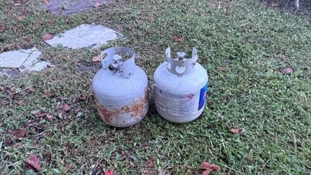 Propane tank