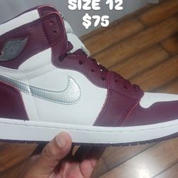 VER CLEAN JORDAN 1 BORDEAUX SIZE 12