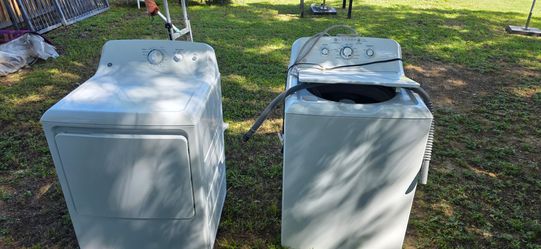 GE Washer and Dryer Set