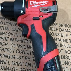 Milwaukee m12 brushless drill driver kit $150 (financing available)