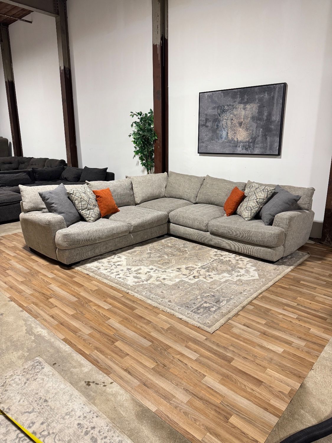 Large Deep-Seated 3-Piece Sectional Sofa π Delivery Available