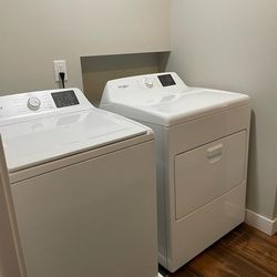 Whirlpool washer and dryer set