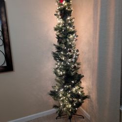 Christmas Tree 6 Feet Tall