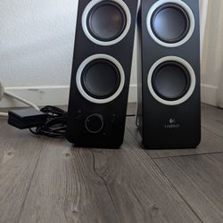 Logitech Speakers 