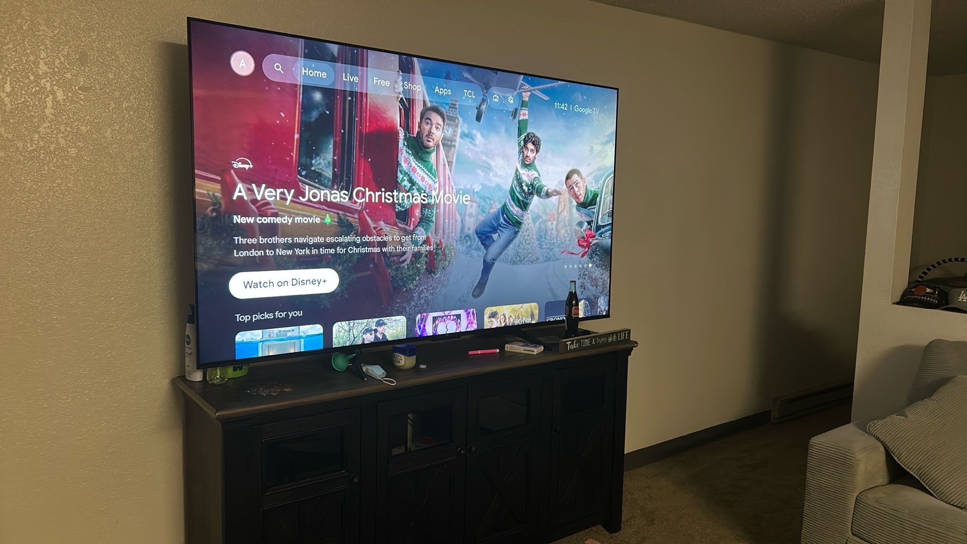 92 Inch Tv Stand And Couches With 3 Tables