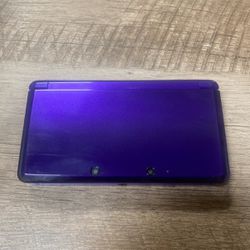 Purple Modded Nintendo 3DS w/Charging Cord 