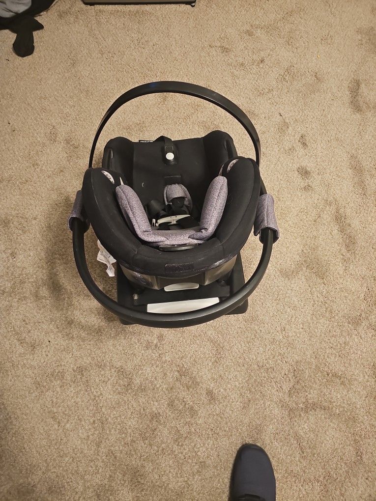 Evenflo Infant Car Seat