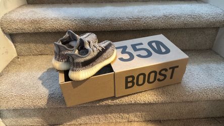 YEEZY BOOST 350