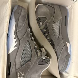 Jordan Wolf Grey 5’s Size 8.5/9/9.5/10