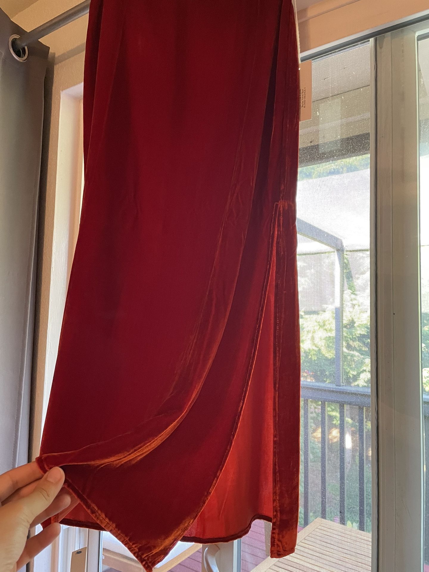 Reformation Velvet Skirt Blood Orange Size 6