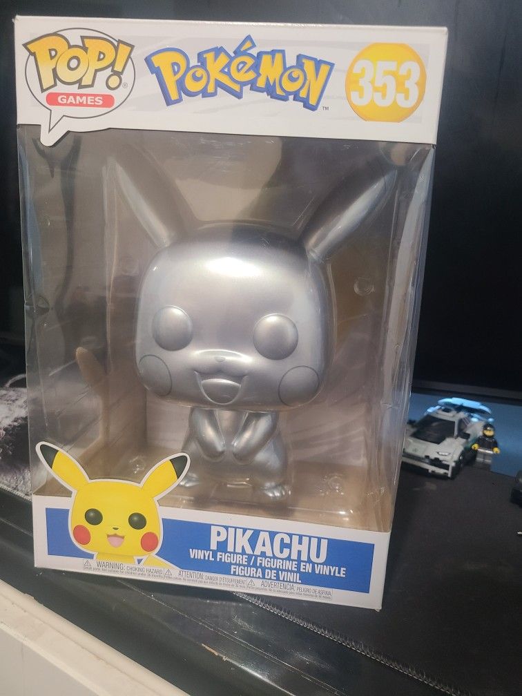 Pokemon Jumbo Sliver Pikachu Funko Pop