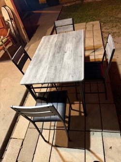Dinning Table