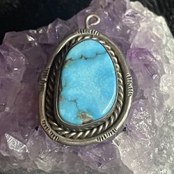 Navajo Pendant Turquoise On Silver