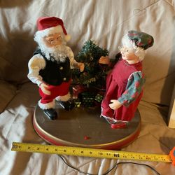 Dancing And Singing Santa  Christmas Decorations Electric Please Check My Other Listings 