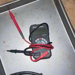 Voltmeter