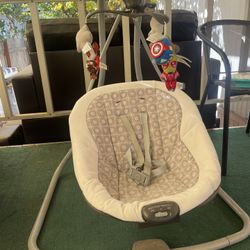 Graco baby swing 