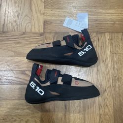 Men’s Size 8 - Adidas Five Ten NIAD VCS Mesa FW2849 Climbing shoes (New) 