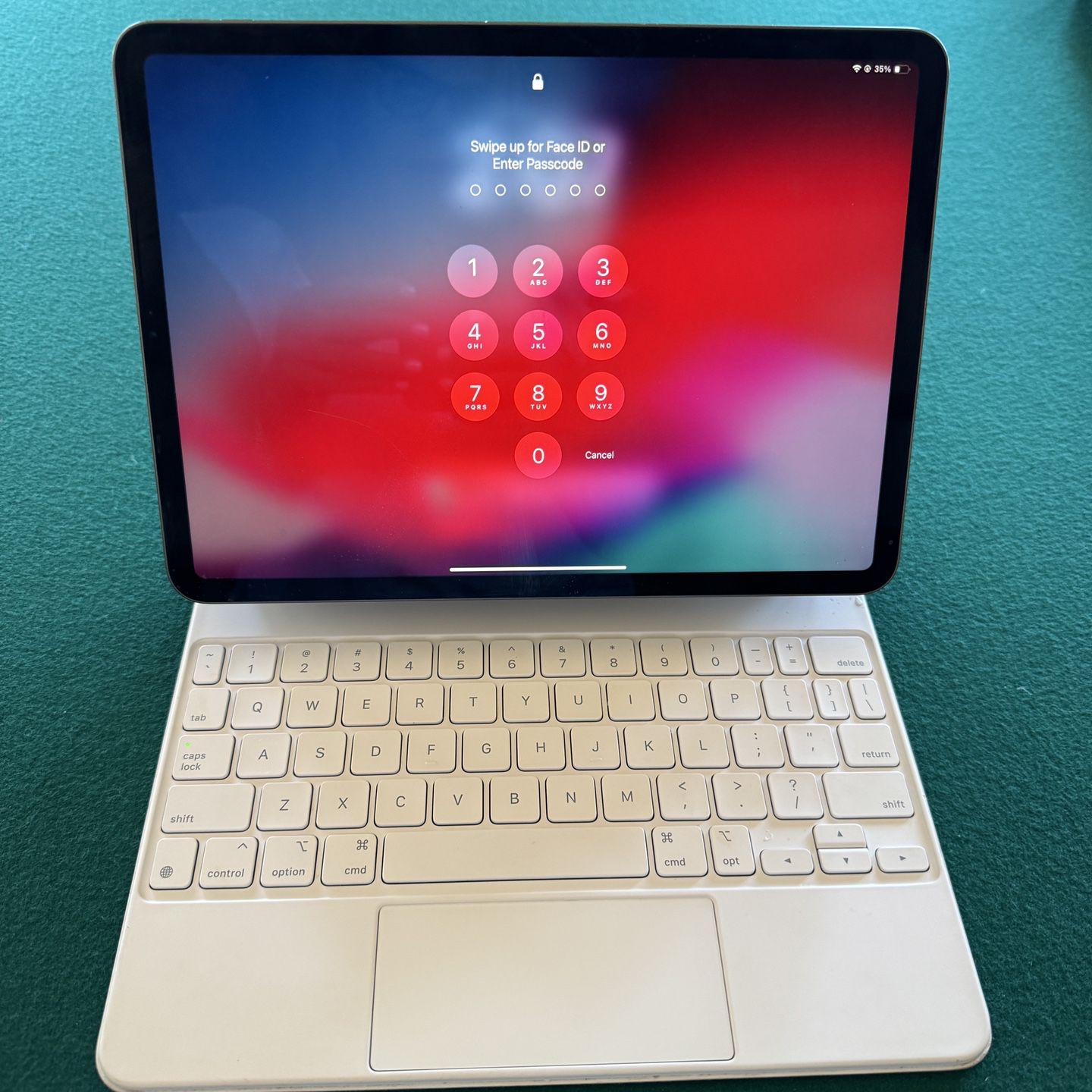 IPad Pro 11 Inch 2nd Generation With White Magic Keyboard And Pencil 