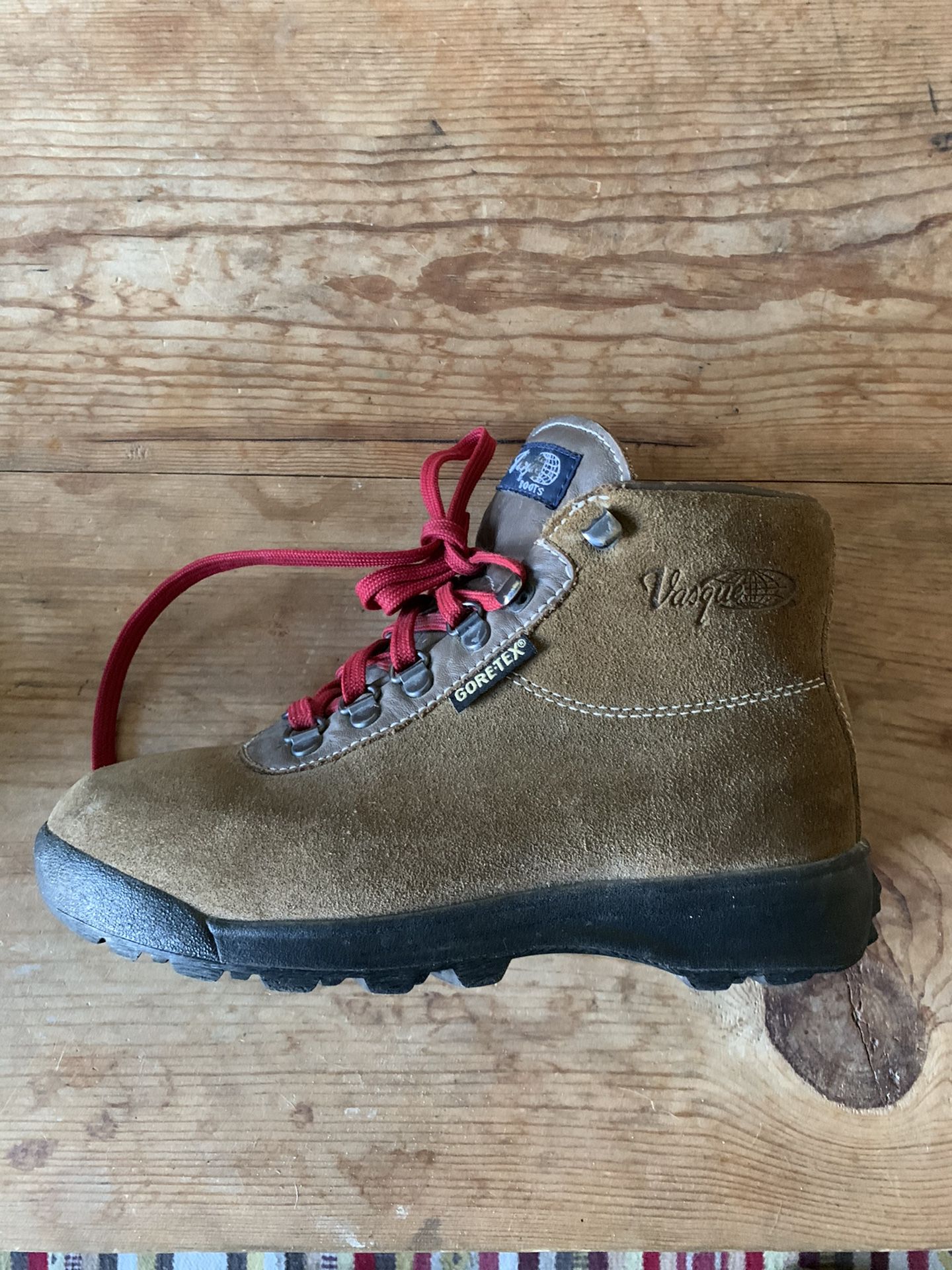 Vasque Sundowner women’s Gore Tex hiking boots