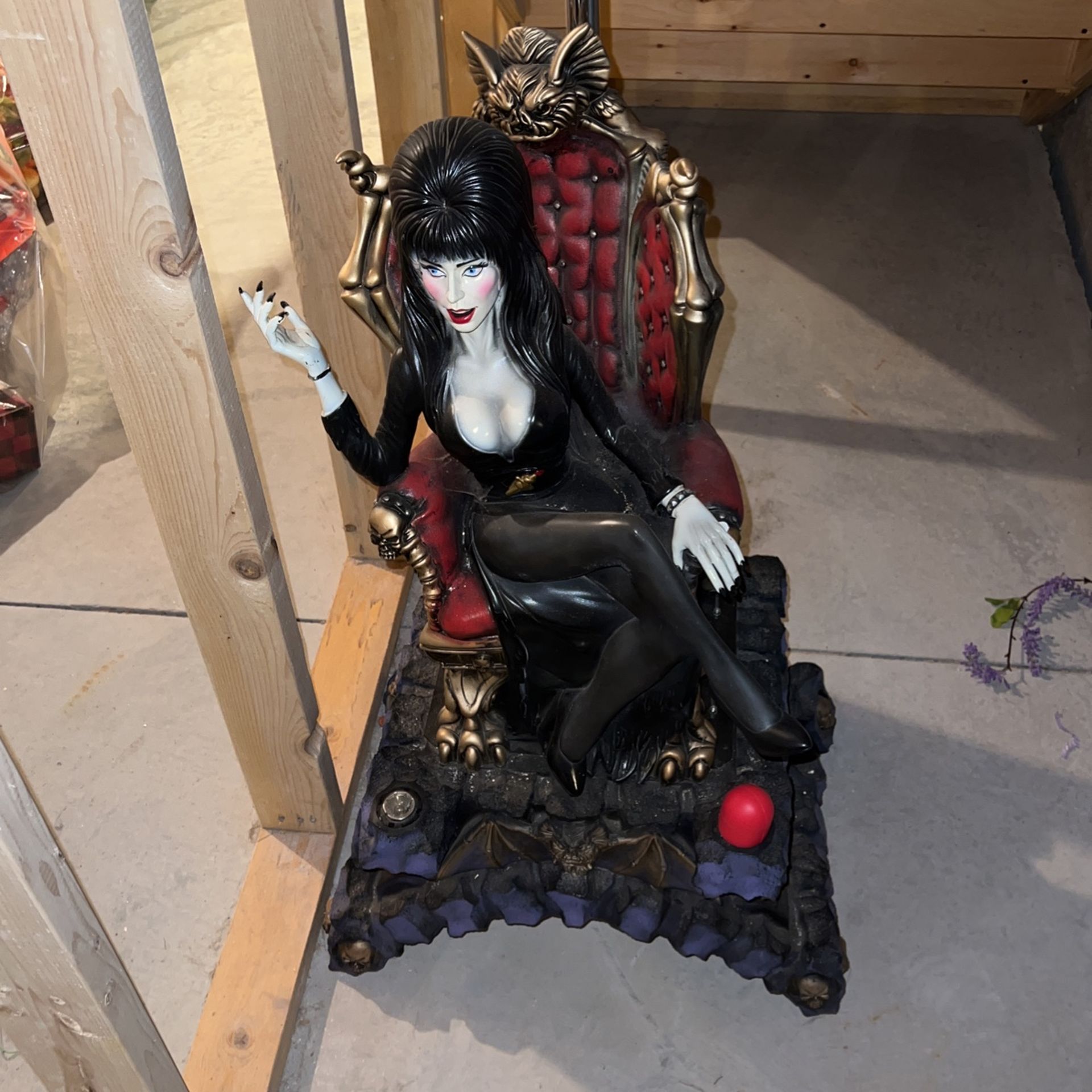 Elvira Slot Machine Top Highly Colletible Make Offer