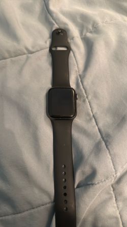 Apple watch S 4 black size 44