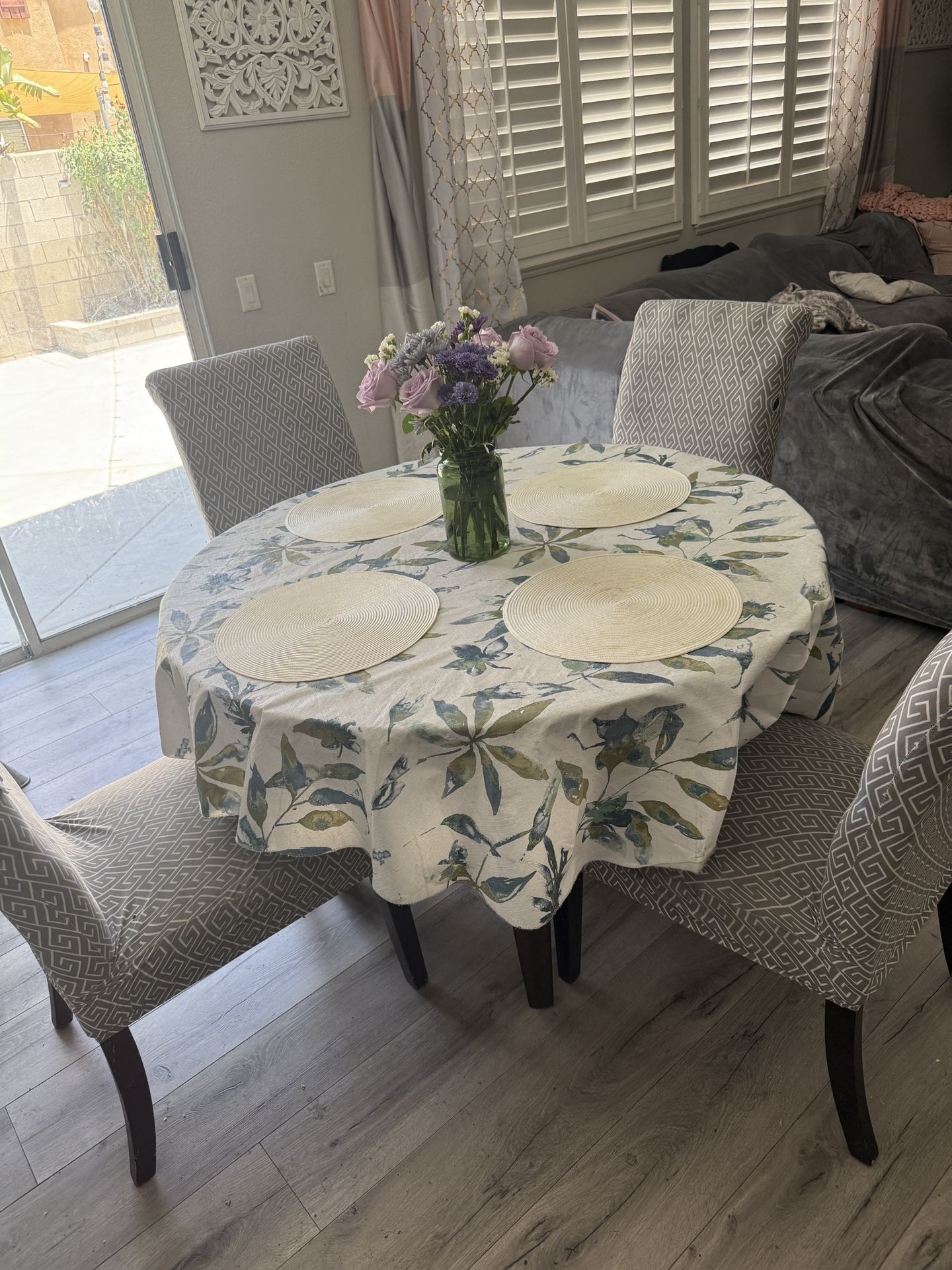 Table And 4 Chairs With Cover