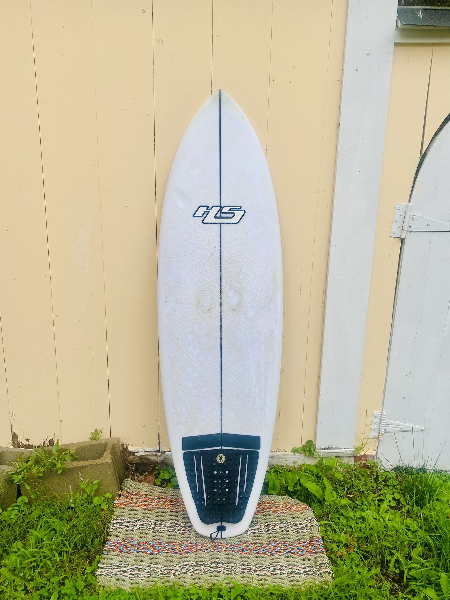 5’10” Hayden Shapes Used Surfboard (obo)