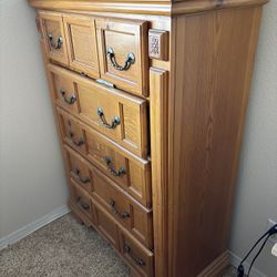 Dresser Free