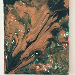 Golden. Green Fluid Pour Painting 